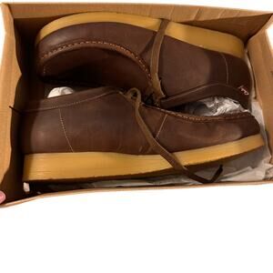 NEW Clarks Stinson Chukka Low Boots Lace Up Beeswax Brown Leather Mens 11.5
